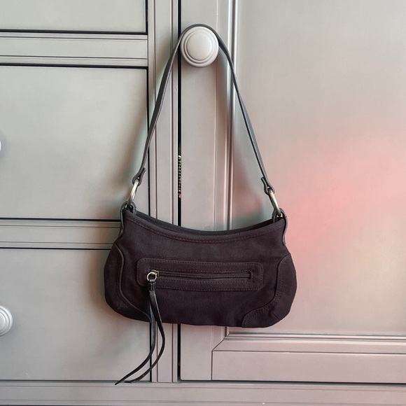 American Eagle Outfitters Handbags - Pre-Loved American Eagle Outfitters Black Shoulder Bag